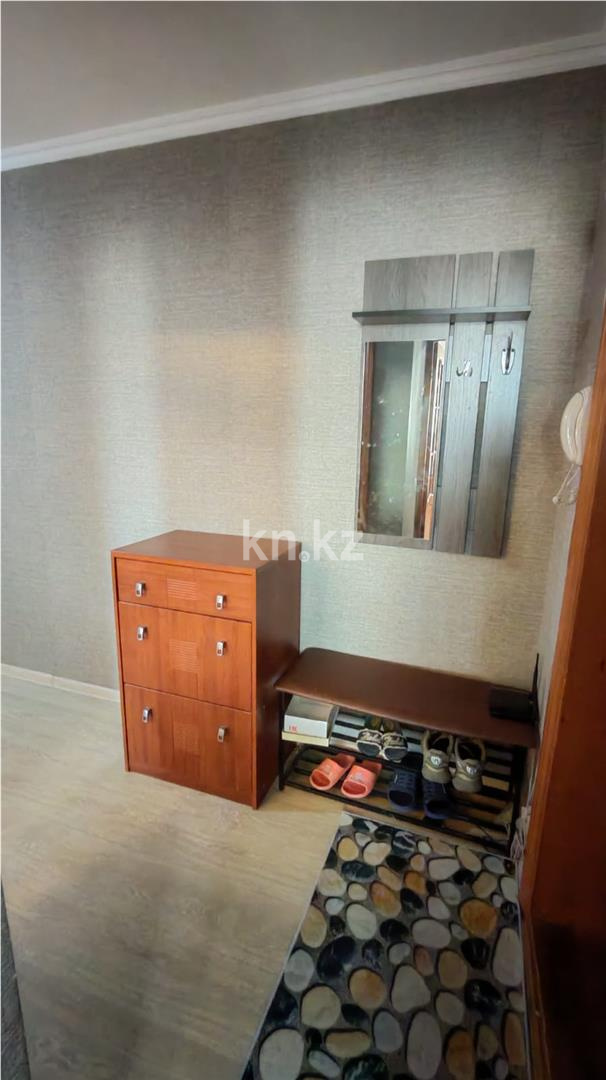 Продажа 3-комнатной квартиры, 64 м², ул. Муканова в Караганде - фото 10