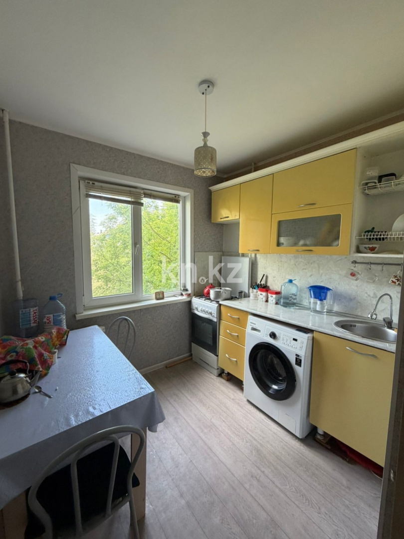 Продажа 3-комнатной квартиры, 48 м² в Уральске