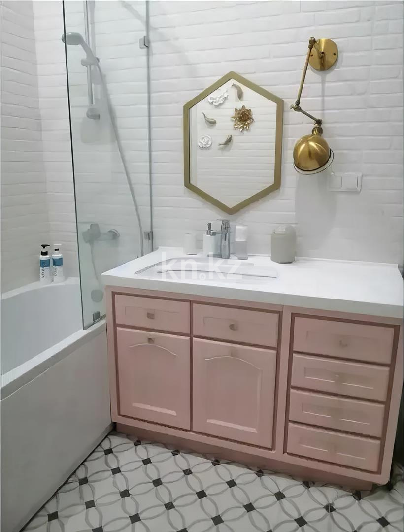 Продажа 3-комнатной квартиры, 77.1 м² в Астане - фото 4