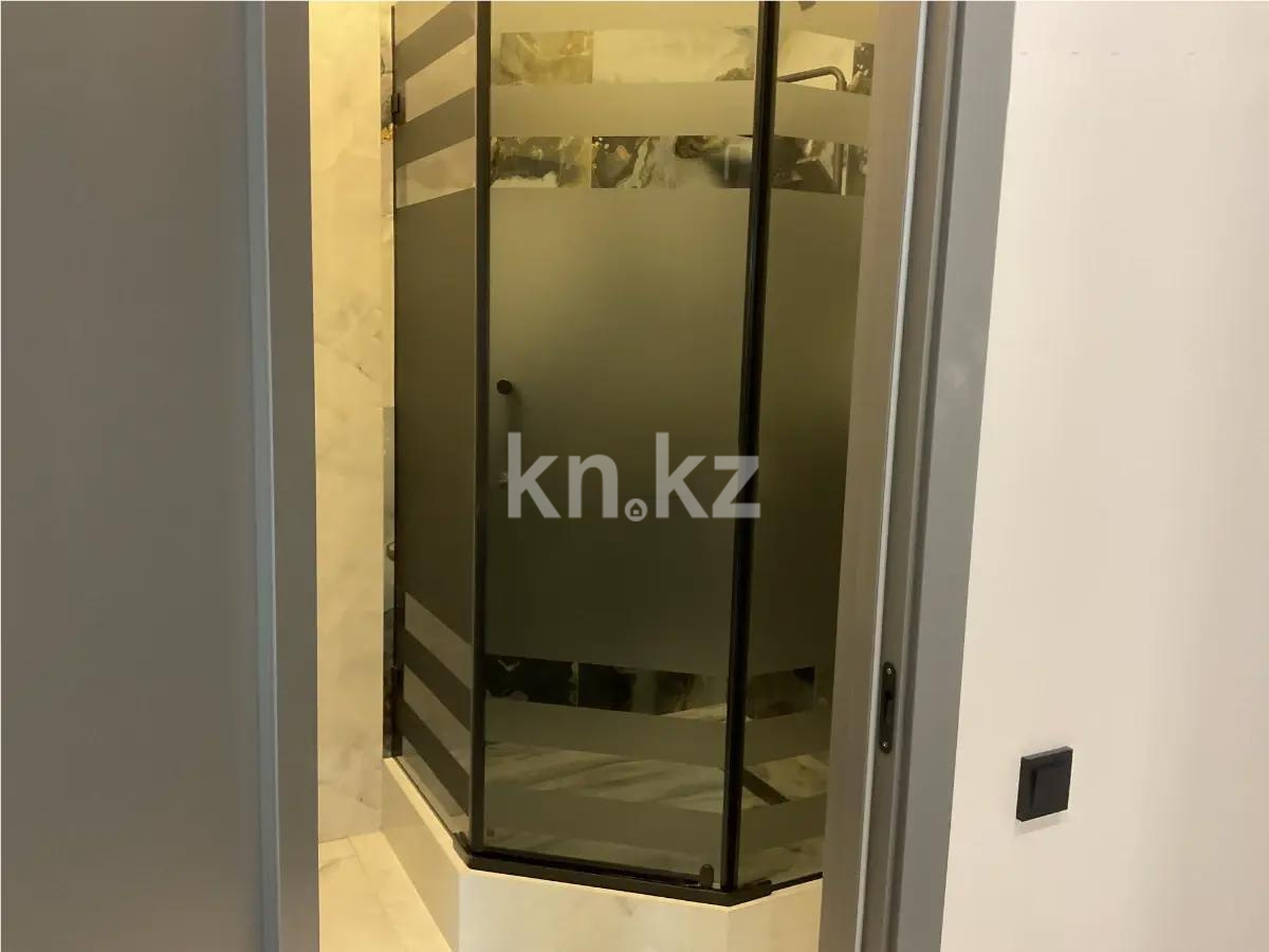 Продажа 2-комнатной квартиры, 76 м², пр. Серкебаева, дом  146/1 в Алматы - фото 3