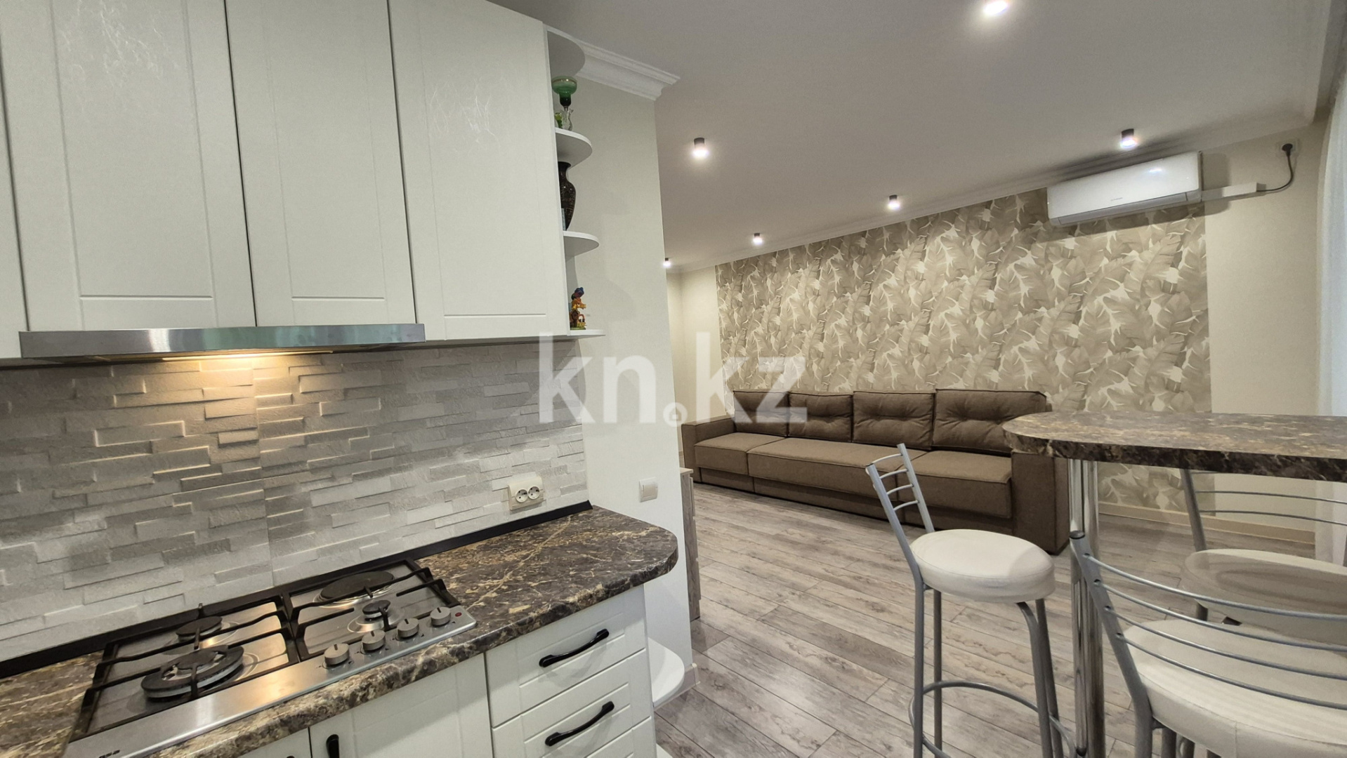 Продажа 2-комнатной квартиры, 43 м², пр. Азаттык, дом  67 в Атырау - фото 5