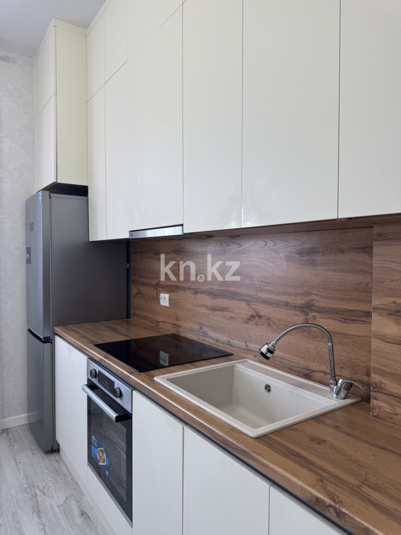 Аренда 1-комнатной квартиры посуточно, 50 м², ул. Кенесары, дом  8 - пр. Сарыарка в Астане - фото 9