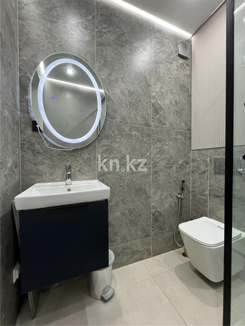 Продажа 4-комнатной квартиры, 110 м², ул. Букетова, дом  60/2 в Караганде - фото 26