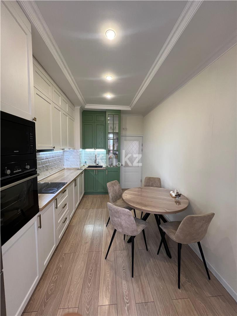 Продажа 3-комнатной квартиры, 94 м², мкр-н Гульдер-1 в Караганде - фото 11