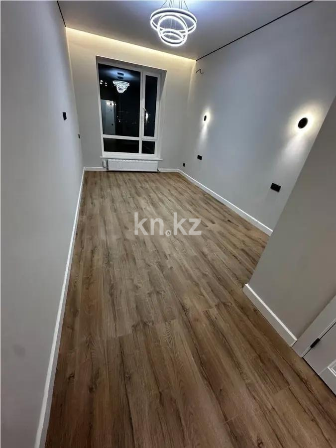 Продажа 4-комнатной квартиры, 98 м², ул. Бухар жырау, дом  31 в Астане