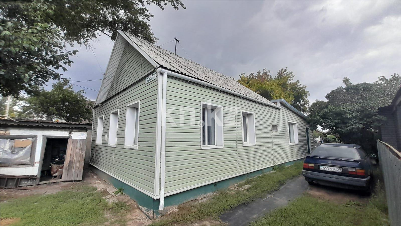 Продажа 4-комнатного дома, 75.5 м², ул. Пищевая, дом  67 в Караганде