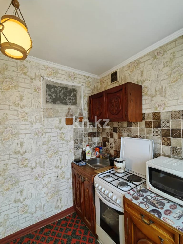 Продажа 2-комнатной квартиры, 45 м², мкр-н 6, дом  3 в Караганде - фото 14