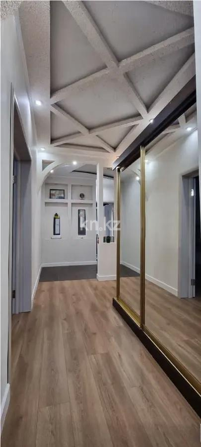 Продажа 2-комнатной квартиры, 71 м², ул. Достык, дом  5/1 в Астане - фото 4