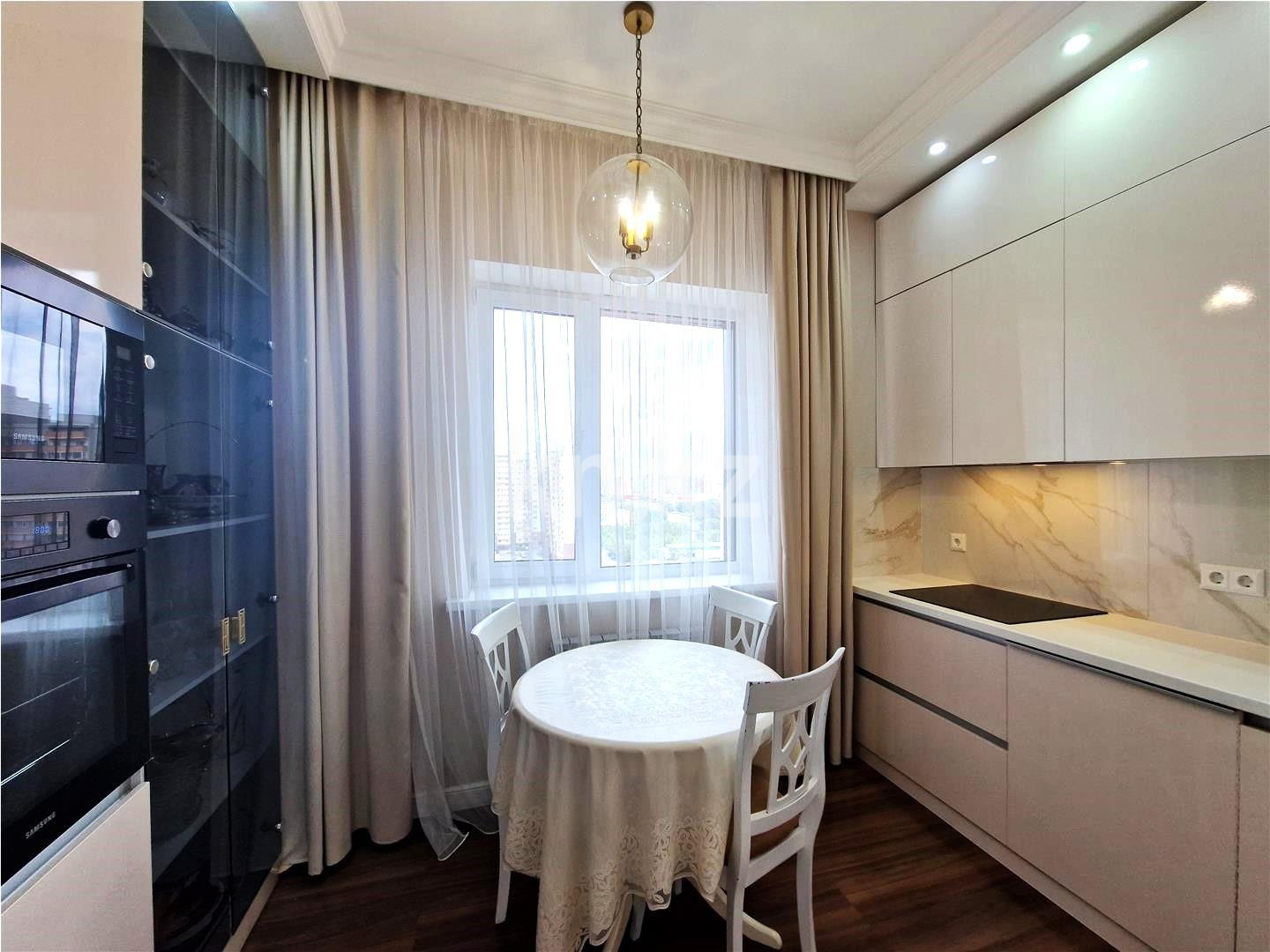 Продажа 3-комнатной квартиры, 75 м², пр. Шахтеров в Караганде - фото 9