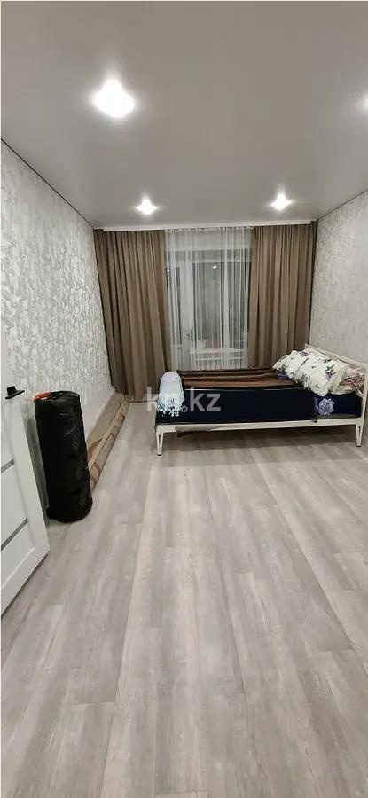 Продажа 1-комнатной квартиры, 30 м², мкр-н 21, дом  14 в Караганде