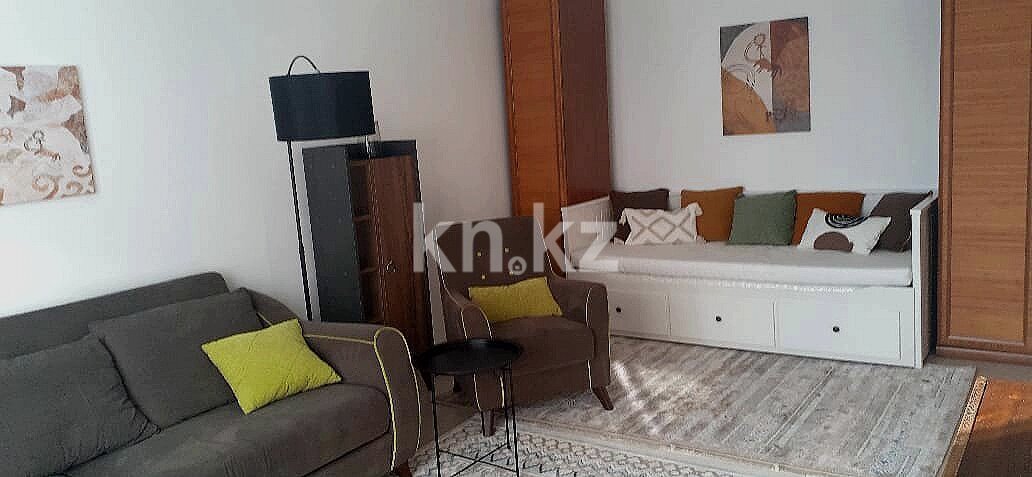 Аренда 1-комнатной квартиры, 45 м² в Алматы
