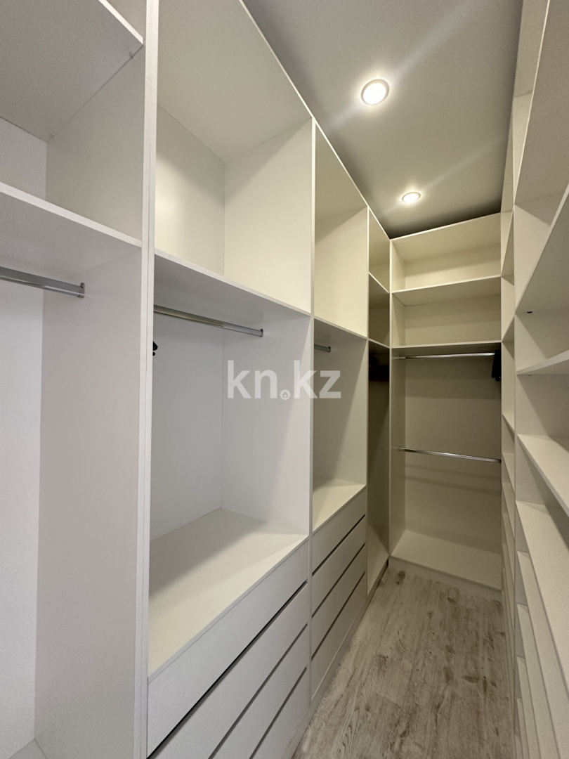 Продажа 4-комнатной квартиры, 198 м², ул. Ботаническая, дом  12/12 в Караганде - фото 13