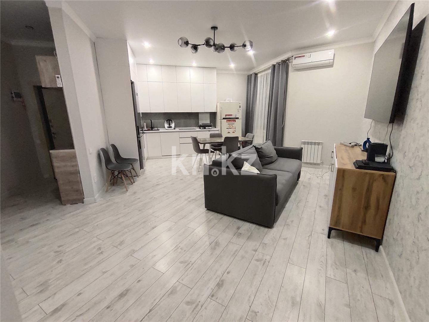 Продажа 3-комнатной квартиры, 74 м², мкр-н Степной-3, дом  1/10 в Караганде - фото 2