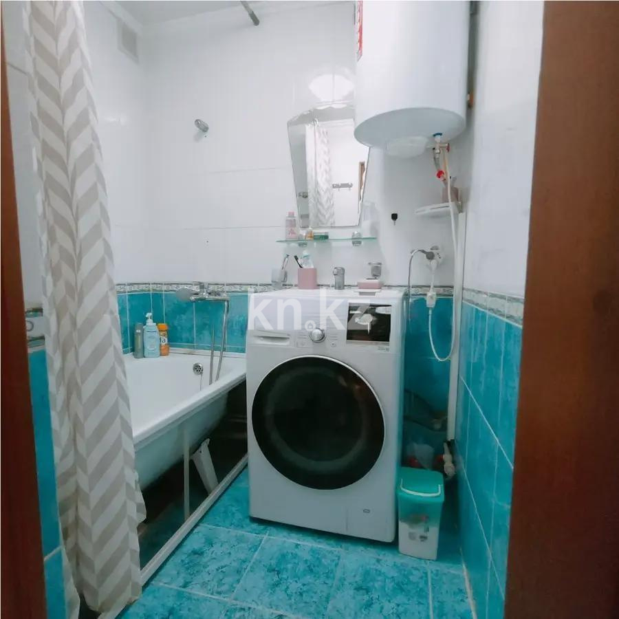 Продажа 2-комнатной квартиры, 49 м², ул. Муканова в Караганде - фото 6