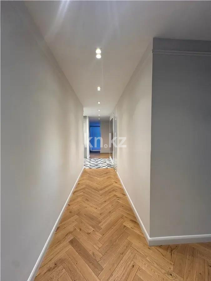 Продажа 5-комнатной квартиры, 190 м², пр. Аль-Фараби, дом  1а в Алматы - фото 4