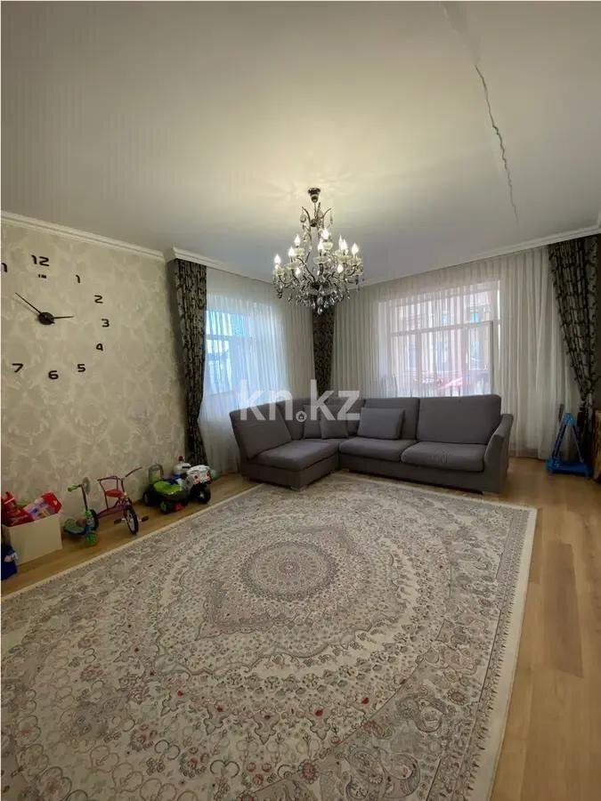 Продажа 2-комнатной квартиры, 79.4 м² в Астане