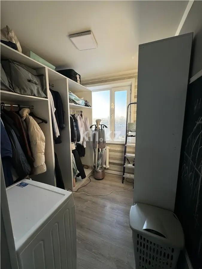 Продажа 5-комнатной квартиры, 86 м², 2 квартал, дом  26 в Караганде - фото 6