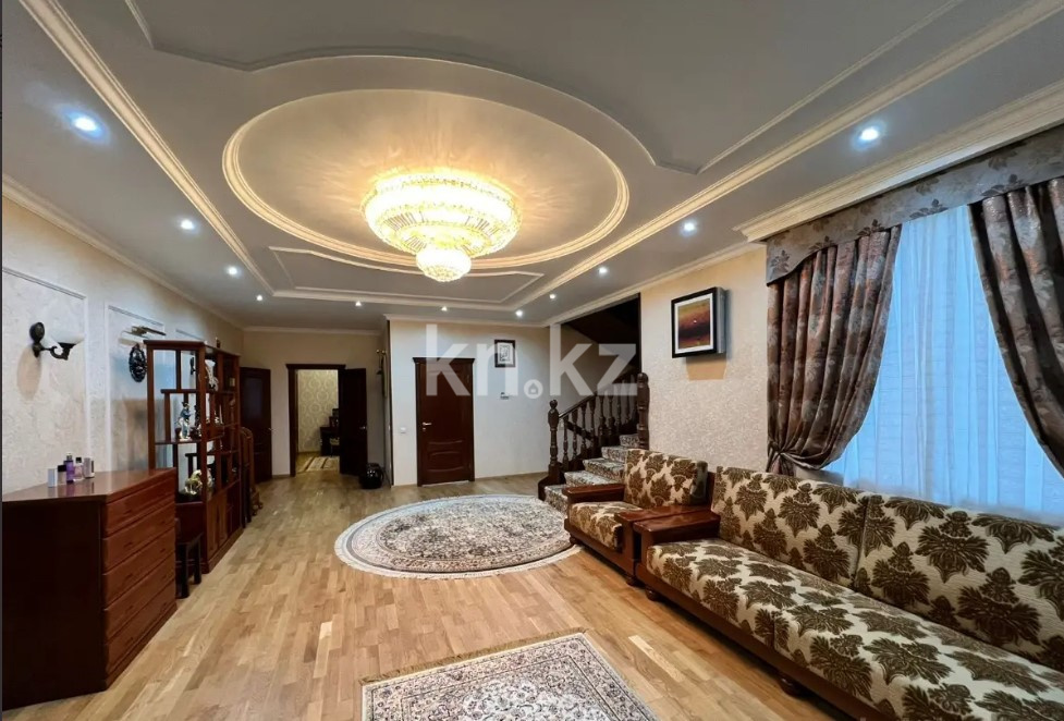 Продажа 5-комнатного дома, 433 м², ул. Ермекова в Караганде - фото 2