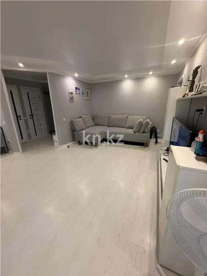 Продажа 3-комнатной квартиры, 61 м² в Караганде