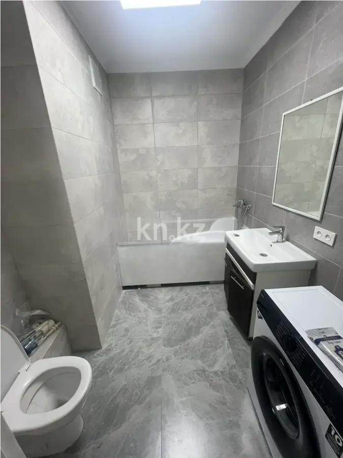 Продажа 2-комнатной квартиры, 55 м², ул. Омарова, дом  11 в Алматы - фото 4