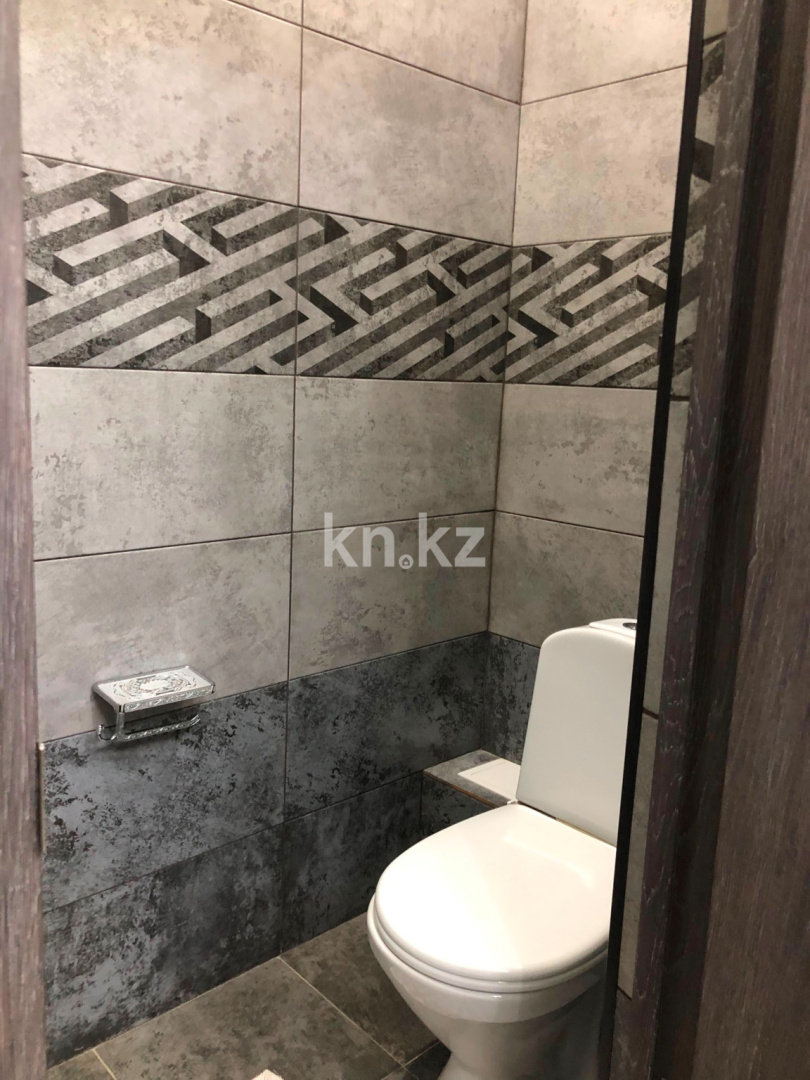 Продажа 4-комнатной квартиры, 104.6 м² в Атырау - фото 17