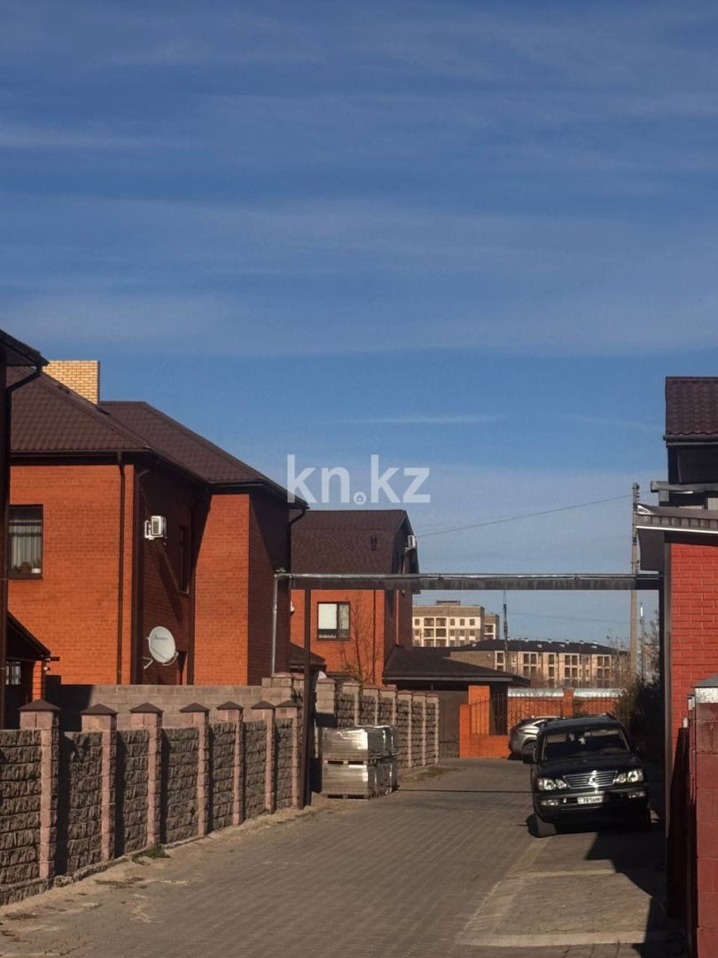 Продажа 5-комнатного дома, 255.7 м², ул. Муканова, дом  45/67 в Караганде