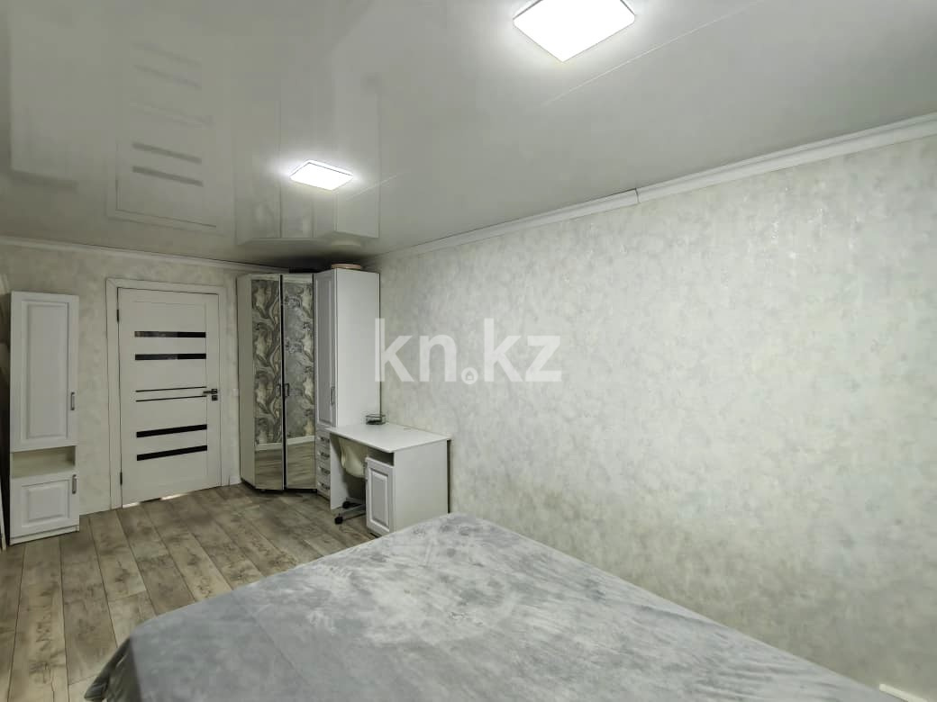 Продажа 3-комнатной квартиры, 71 м², ул. Ержанова, дом  47/2 в Караганде - фото 18