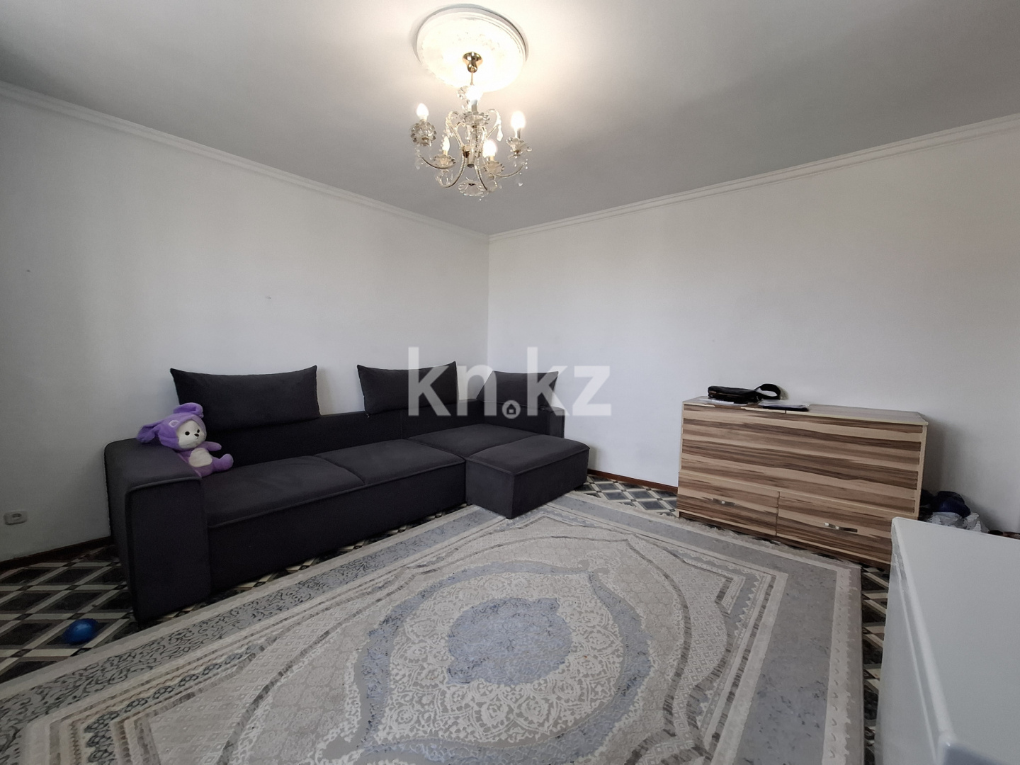 Продажа 2-комнатной квартиры, 50.7 м², мкр-н 19, дом  75 в Караганде - фото 2