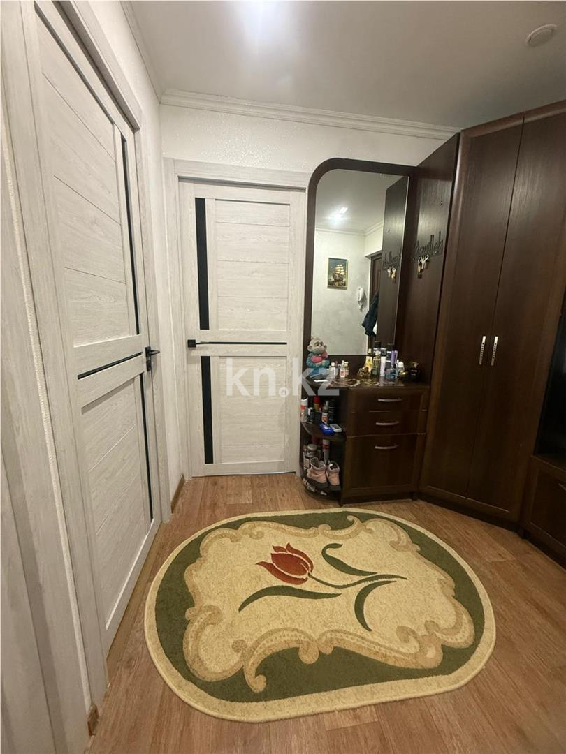 Продажа 3-комнатной квартиры, 64 м², мкр-н 11а в Караганде - фото 13