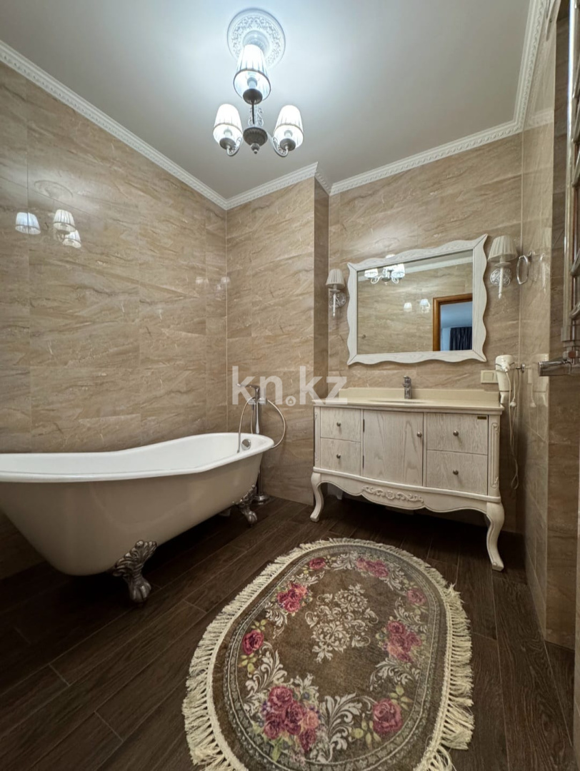 Продажа 2-комнатной квартиры, 73.1 м², ул. Торайгырова, дом  25 в Алматы - фото 11