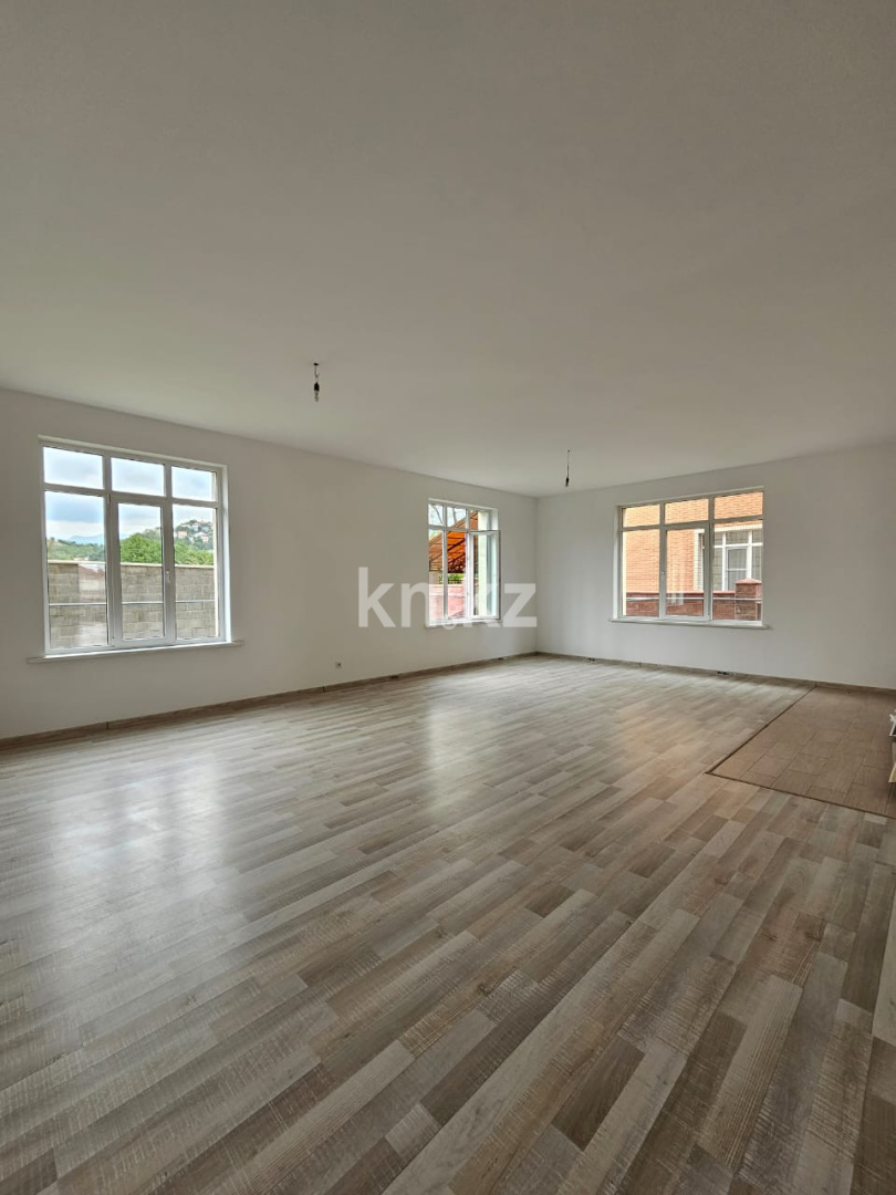 Продажа 8-комнатного дома, 750 м² в Алматы - фото 3