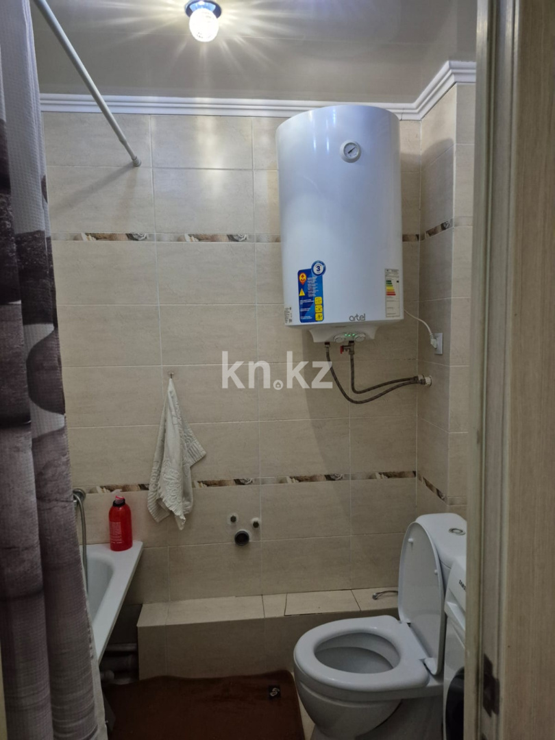 Продажа 2-комнатной квартиры, 48 м², мкр-н 23, дом  15 в Караганде - фото 12