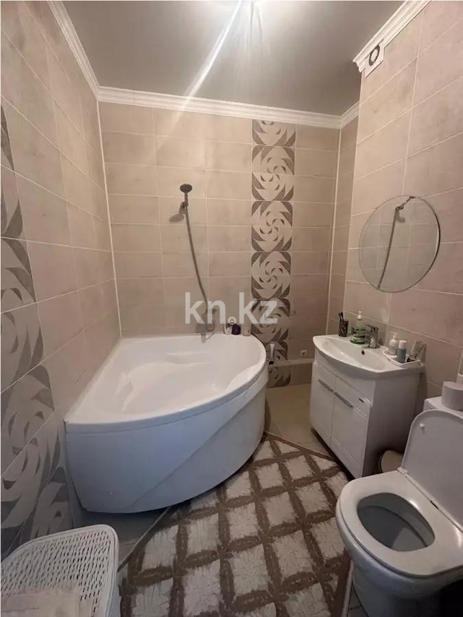 Продажа 4-комнатной квартиры, 130 м², ул. Бокейхана, дом  38 в Астане - фото 7