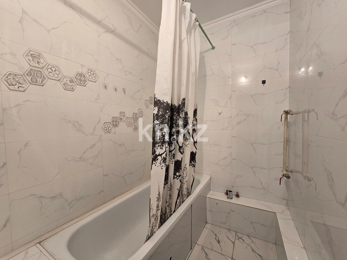 Продажа 3-комнатной квартиры, 93.3 м², ул. Федосеева, дом  38в в Алматы - фото 26