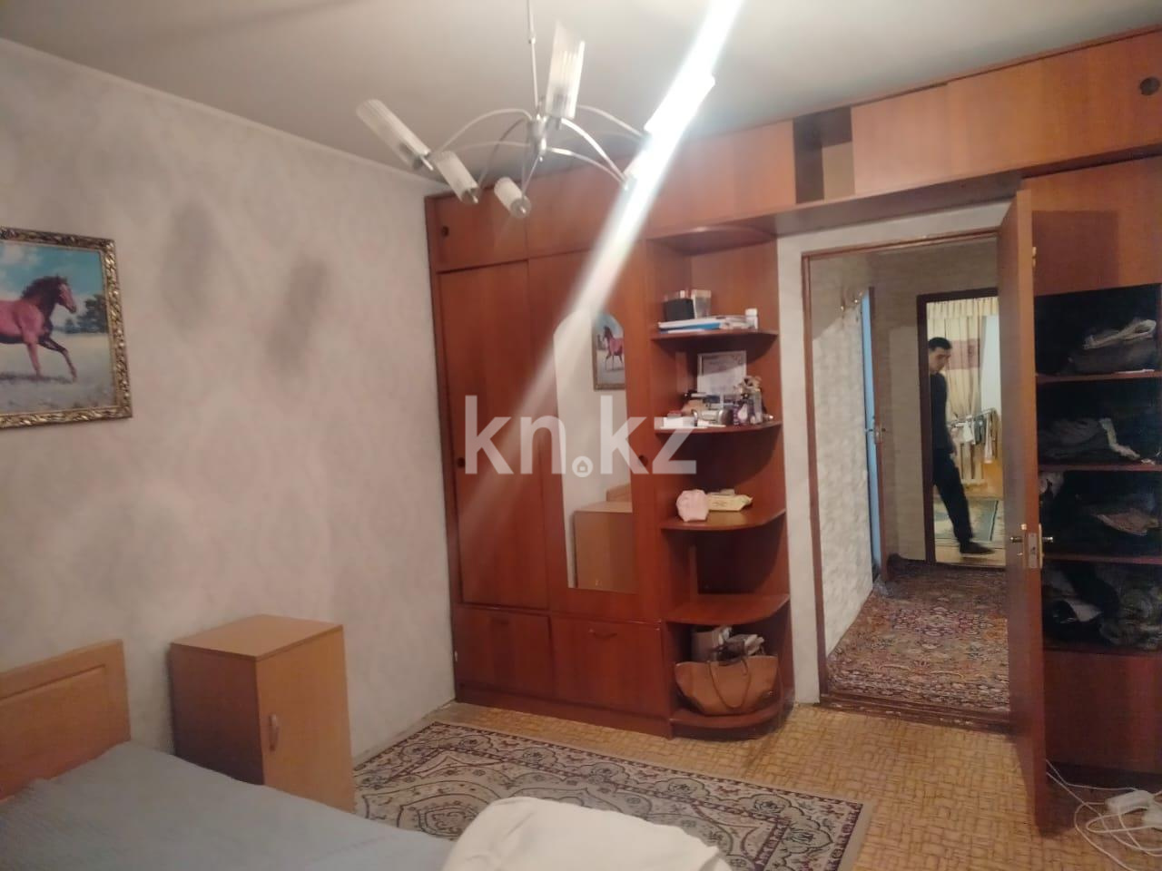 Продажа 3-комнатной квартиры, 65 м², мкр-н 15 в Караганде - фото 5