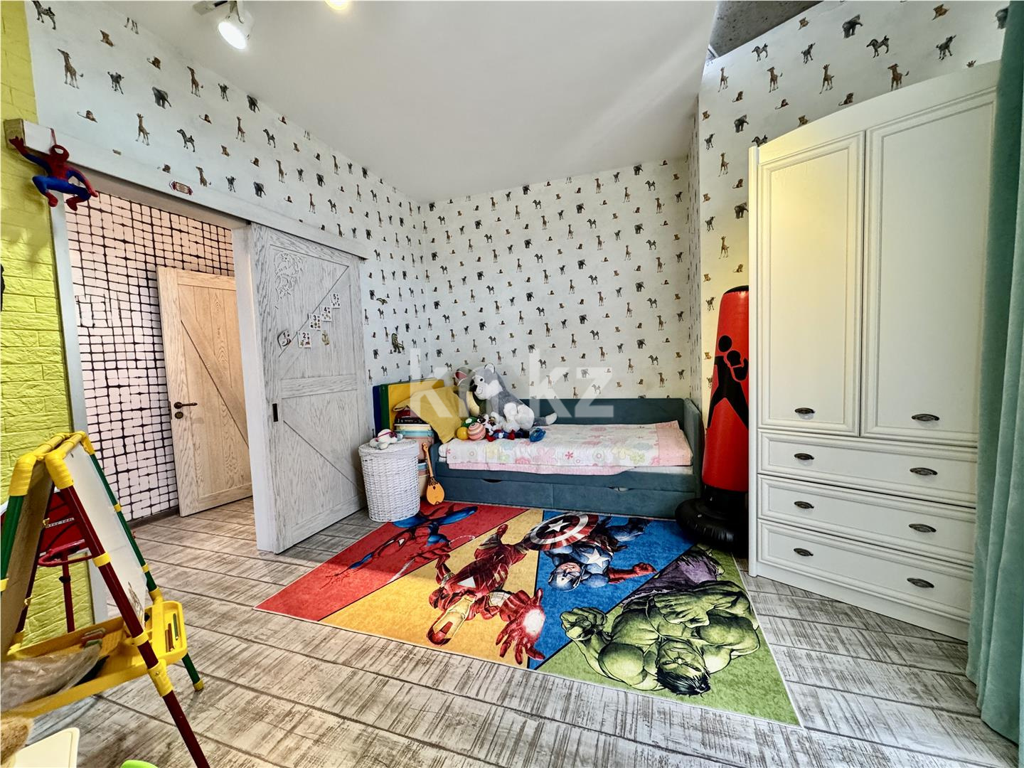 Продажа 3-комнатной квартиры, 160 м², ул. Аманжолова, дом  41 в Караганде - фото 31