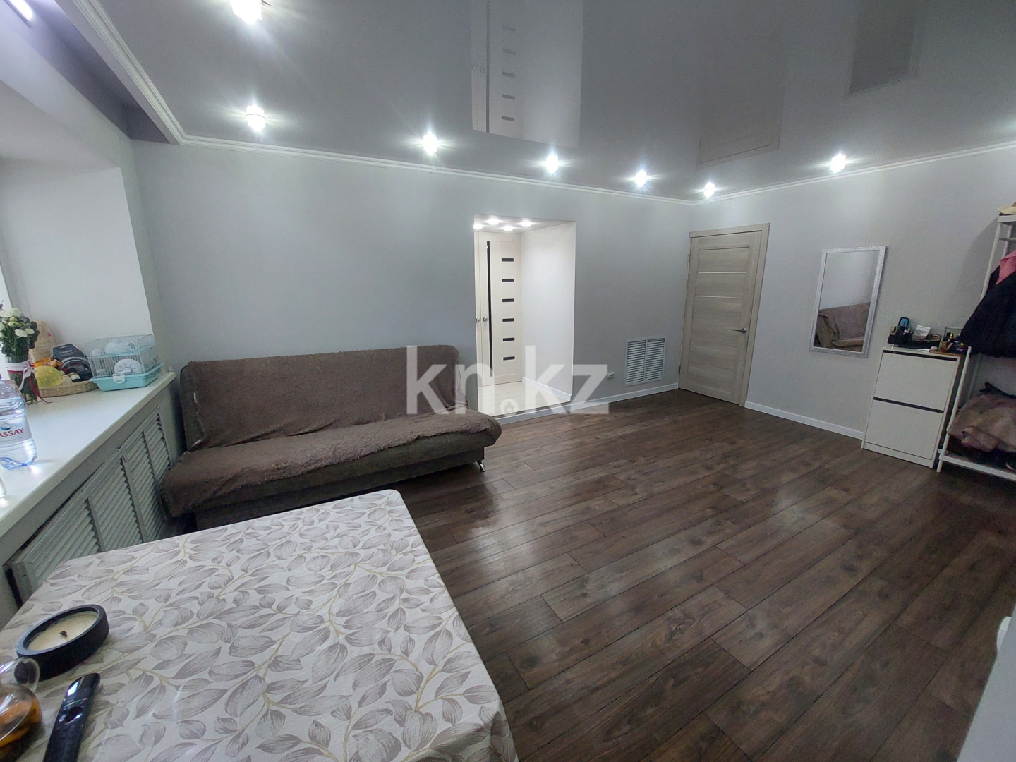 Продажа 2-комнатной квартиры, 61 м², ул. Жамбыла в Караганде - фото 2