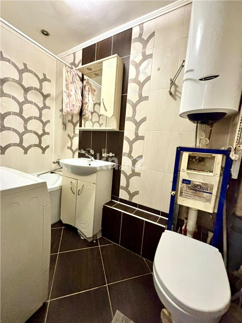 Продажа 3-комнатной квартиры, 62 м² в Караганде - фото 10