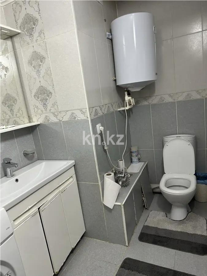 Продажа 3-комнатной квартиры, 83 м², ул. Ермекова, дом  106/6 в Караганде - фото 5