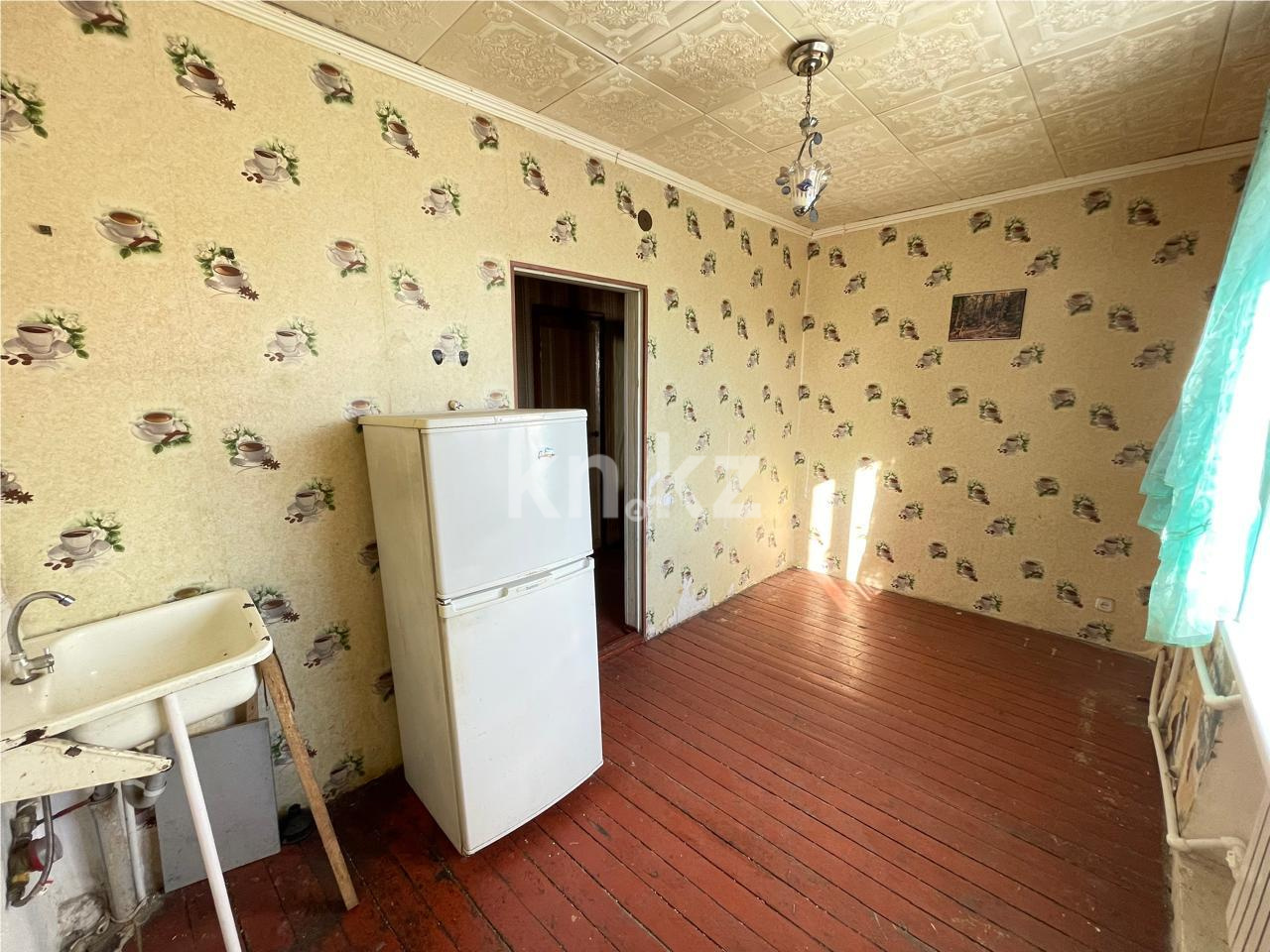 Продажа 1-комнатной квартиры, 40 м², мкр. Горняк, дом  146 в Сарани - фото 6