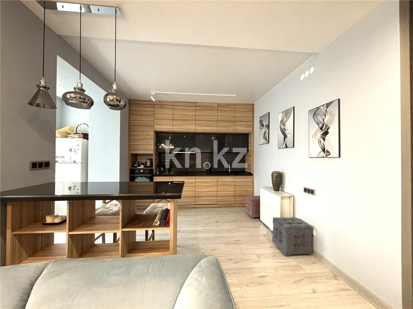 Продажа 2-комнатной квартиры, 94 м², ул. Аманжолова, дом  96/1 в Караганде - фото 4