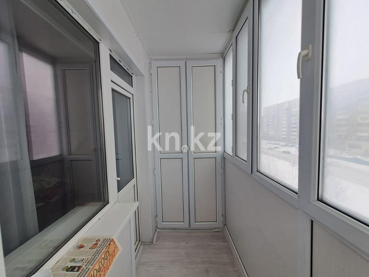 Продажа 2-комнатной квартиры, 60 м², пр. Шахтеров, дом  70 в Караганде - фото 10