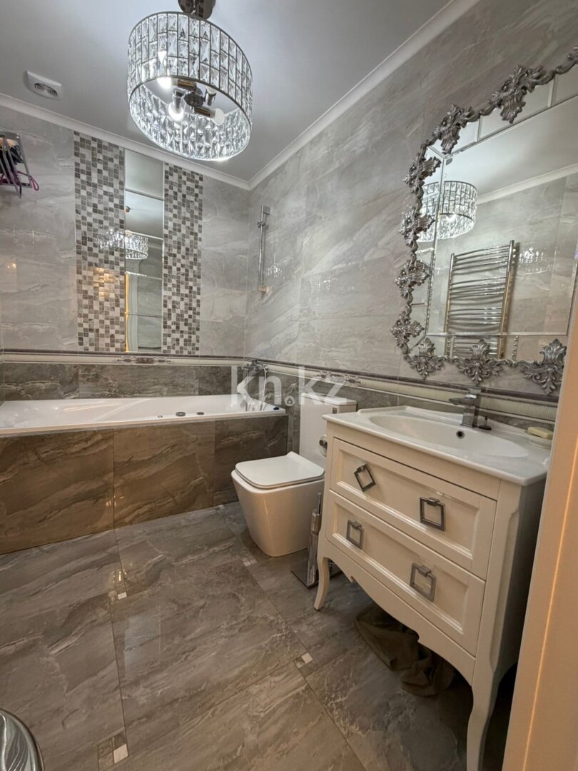Продажа 3-комнатной квартиры, 142.9 м² в Уральске - фото 9