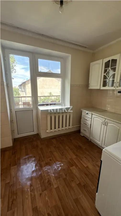 Продажа 3-комнатной квартиры, 67 м², ул. Айтеке би, дом  41 в Алматы - фото 4