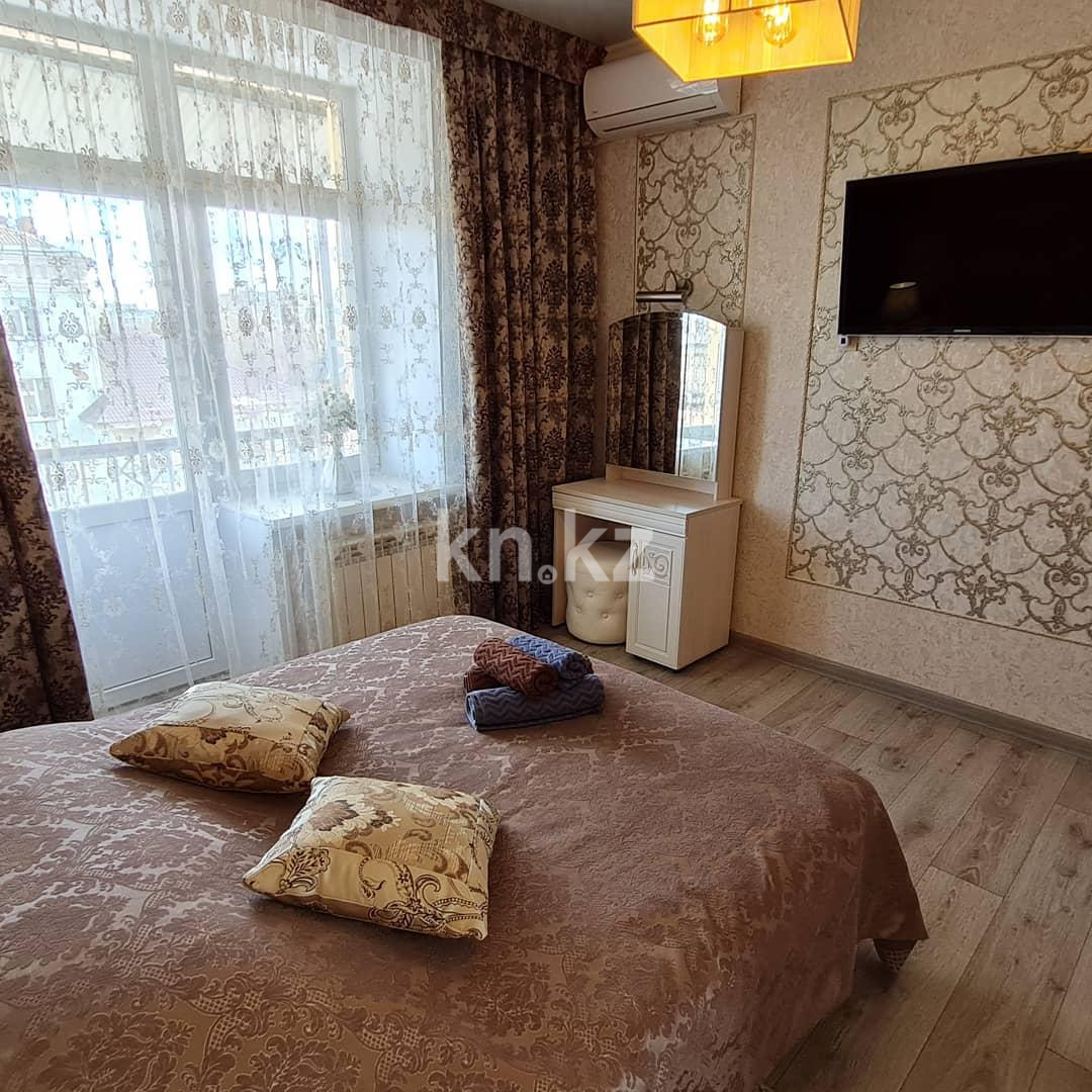 Аренда 2-комнатной квартиры посуточно, 56 м², ул. Чехова, дом  55 в Усть-Каменогорске - фото 9