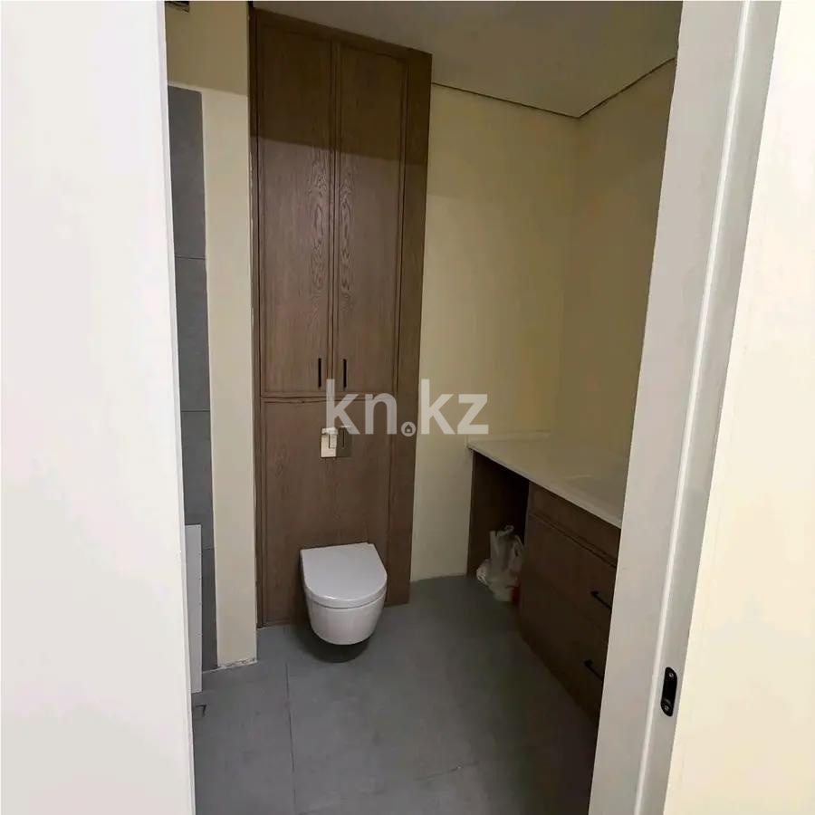 Продажа 2-комнатной квартиры, 65 м² в Алматы - фото 4