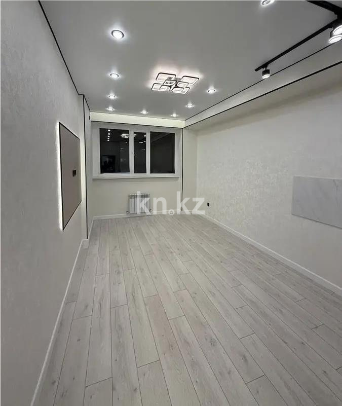 Продажа 3-комнатной квартиры, 65 м², ул. Нажимеденова, дом  34/1 в Астане