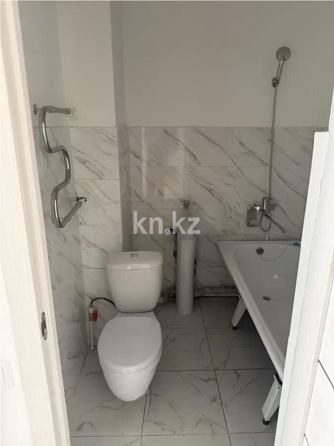 Продажа 2-комнатной квартиры, 57.2 м² в Алматы - фото 3