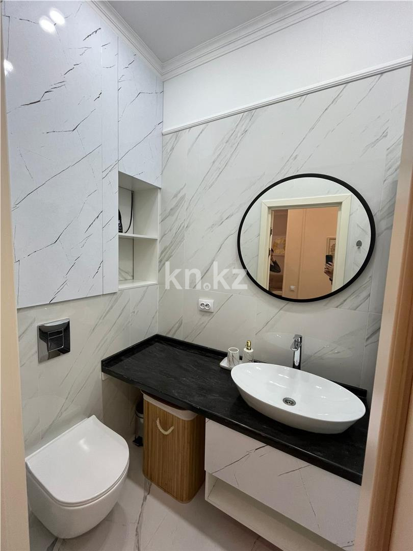 Продажа 1-комнатной квартиры, 41 м², пр. Шахтеров в Караганде - фото 8