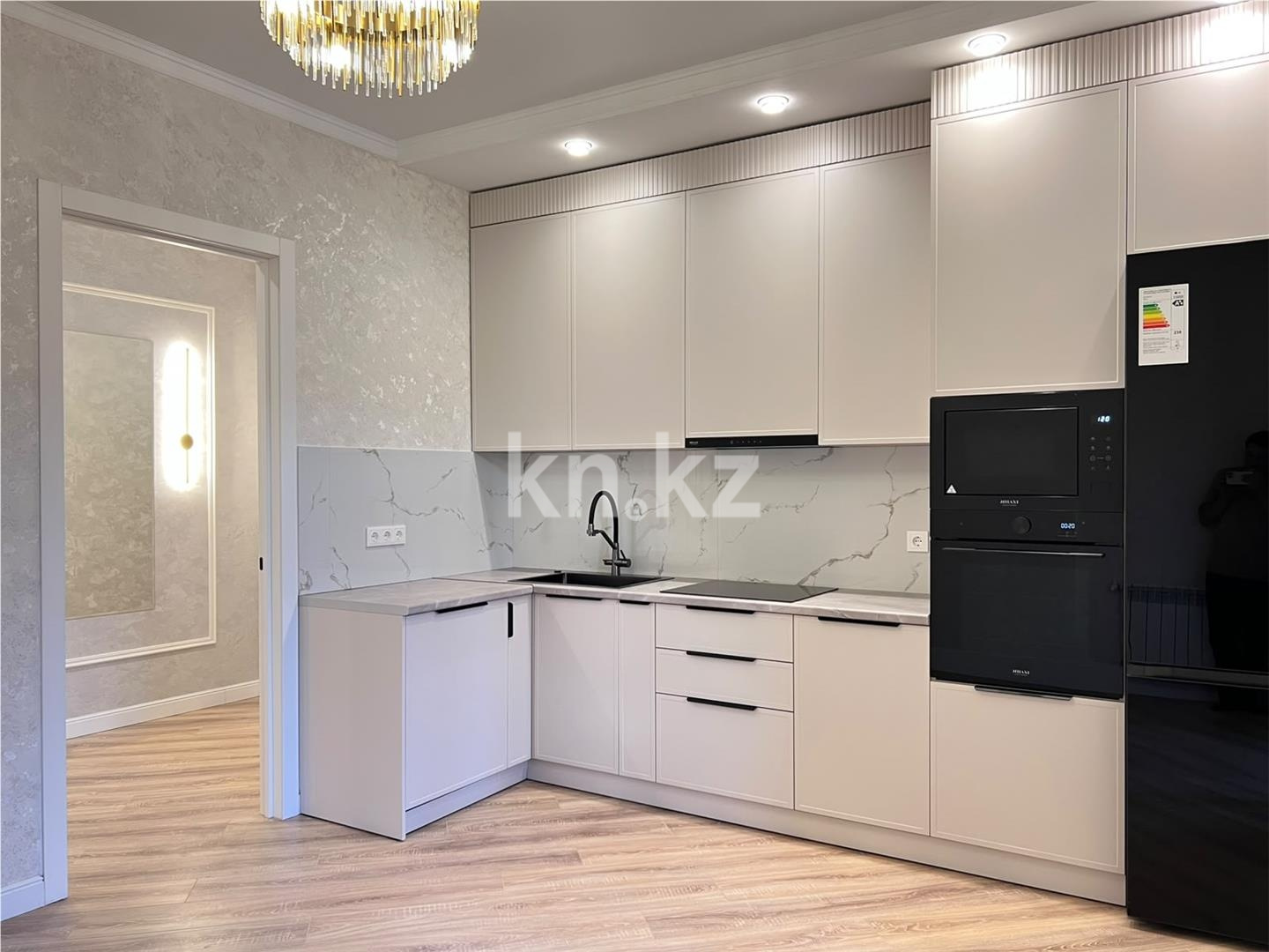 Продажа 4-комнатной квартиры, 136 м² в Караганде - фото 3